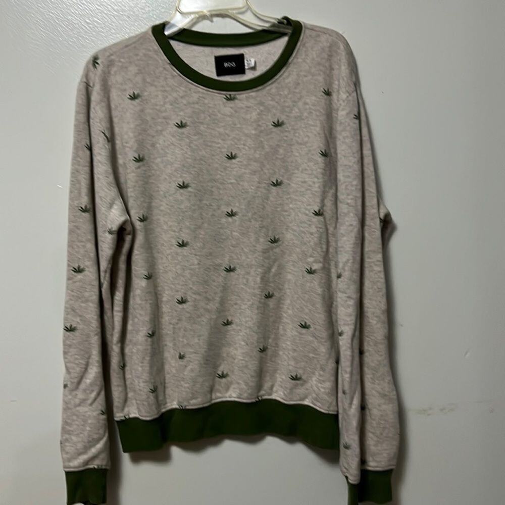 BDG SWEATSHIRT SIZE M